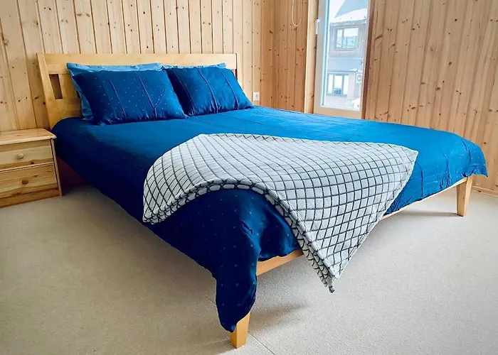 Cozy Garden House With A Sauna *